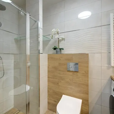 Lägenhet Good Day Apartments Ewa